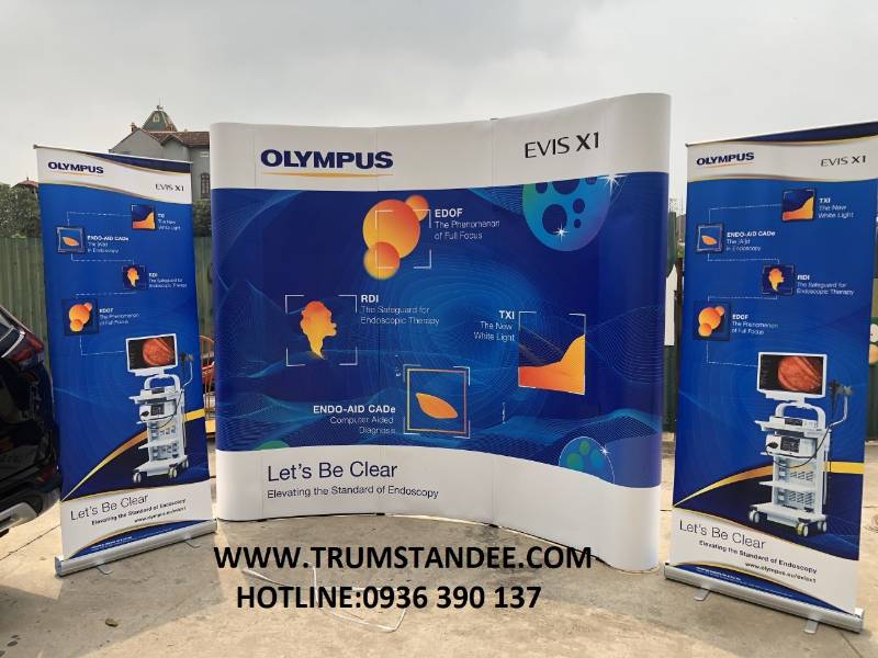 Backdrop và standee